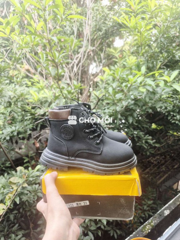 Giày bốt trẻ em da size 31