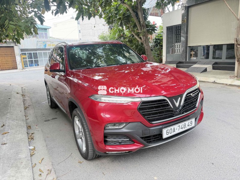 Vinfat Lux SA 2020 Plus Gầm cao 7 chỗ đi sướng