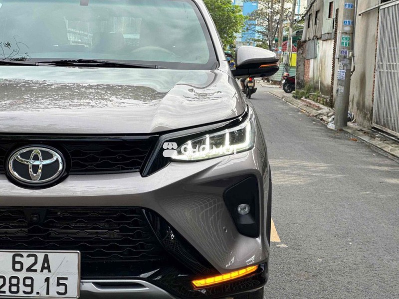 Toyota Fortuner 2023 Legender 2.4L 4x2 AT - 52000