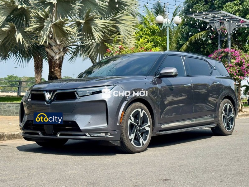 VinFast VF 9 Plus 2025 - Màu Xám - 5v8km -Thuê pin