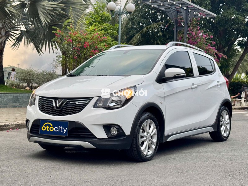 VinFast Fadil Base 2022 - Màu trắng - 2v3km