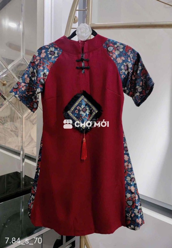 Áo dài cách tân Nữ Đỏ