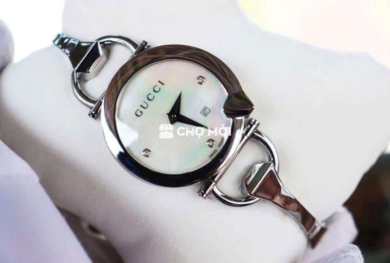 Đồng hồ Gucci YA122504 Nữ Mặt Xà Cừ Kim Cương