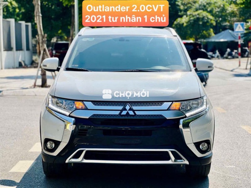 Mitsubishi Outlander 2.0 CVT 12/2021 1 chủ