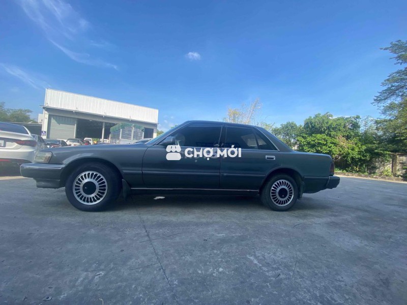 Toyota Cressida 2.4 Xám