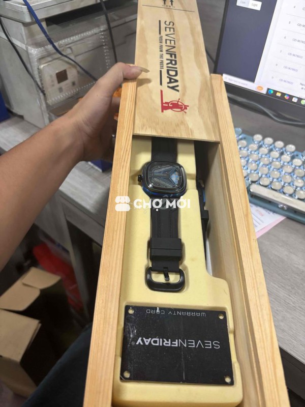 Đồng hồ SEVENFRIDAY Nam Đen