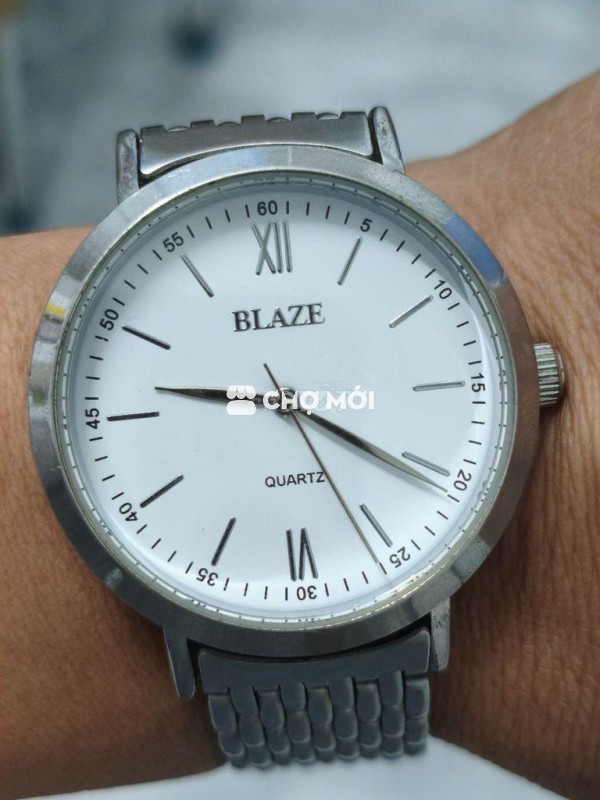 Đồng hồ Nhật, size 39mm, coc số La Mã, dây hạt gạo