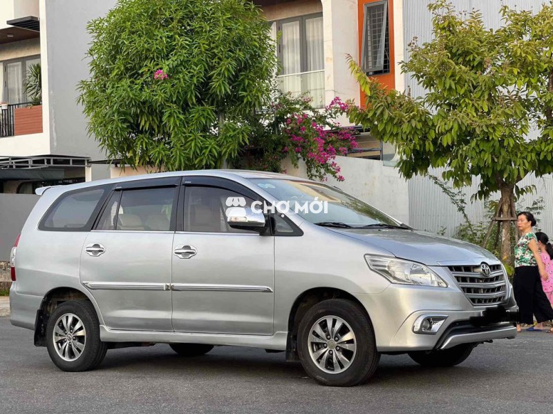 Toyota Innova 2015  7 chỗ gầm cao