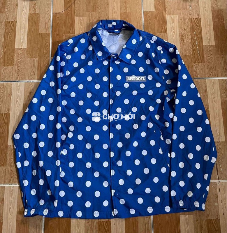 Áo khoác gió Nike Unisex size L, XL