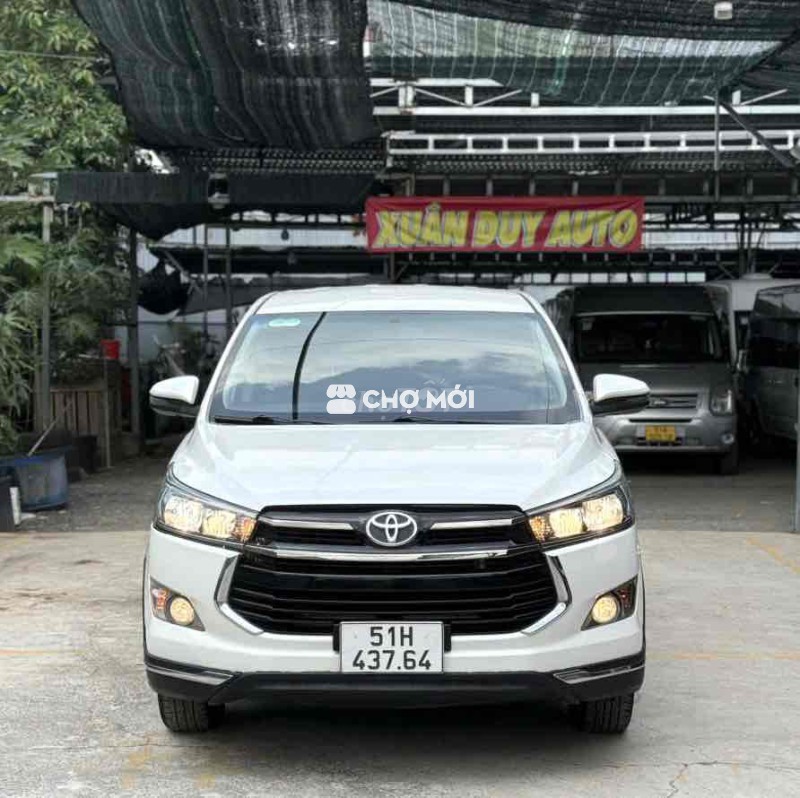 Toyota Innova Venturer 2019 86000km Trắng