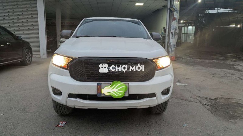 Ford Ranger XLS AT 2021 Trắng 118000 km