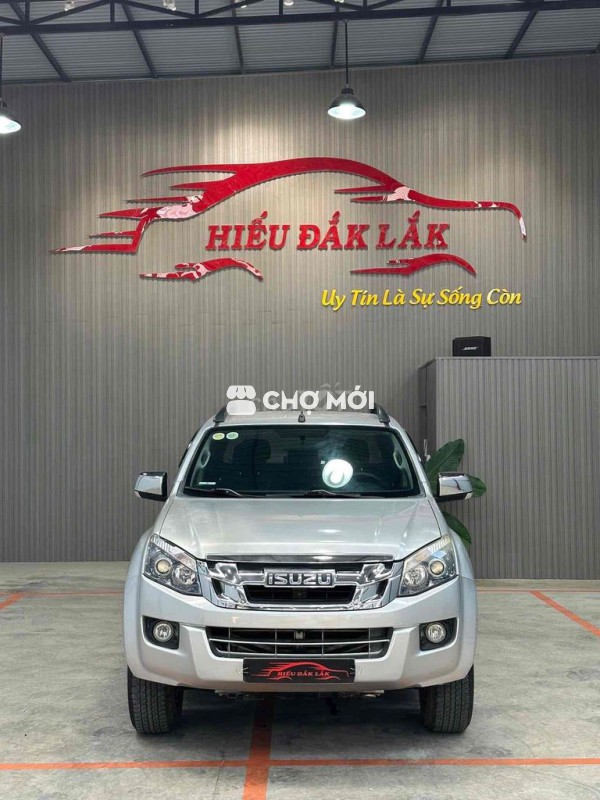 Isuzu Dmax 2015 MT Bạc
