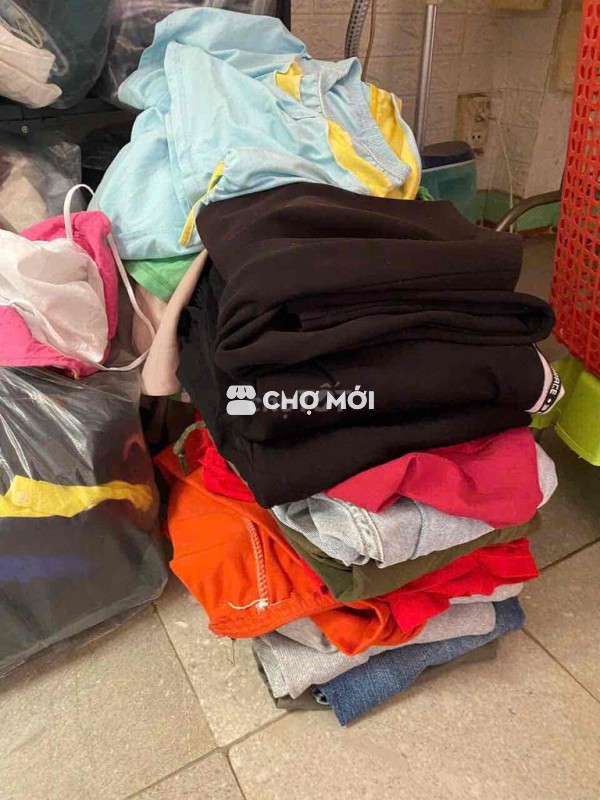 Quần áo nữ vải đã sử dụng