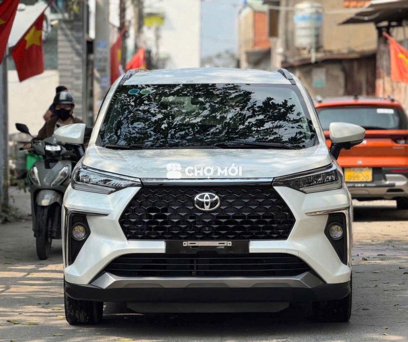 Toyota Veloz Top 2024 Trắng