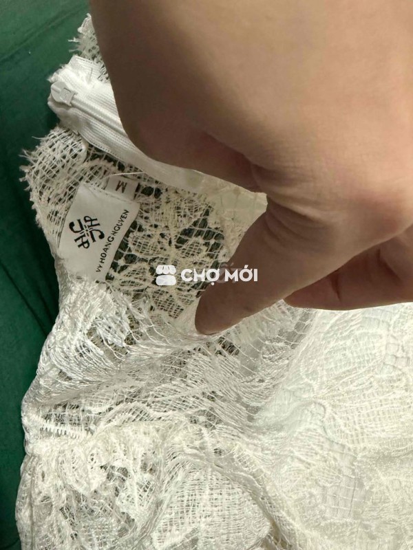 Đầm Vy Hoang Nguyen Ren Nữ size M
