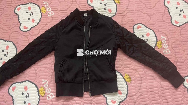 Áo khoác trẻ em vải đen 20-30kg