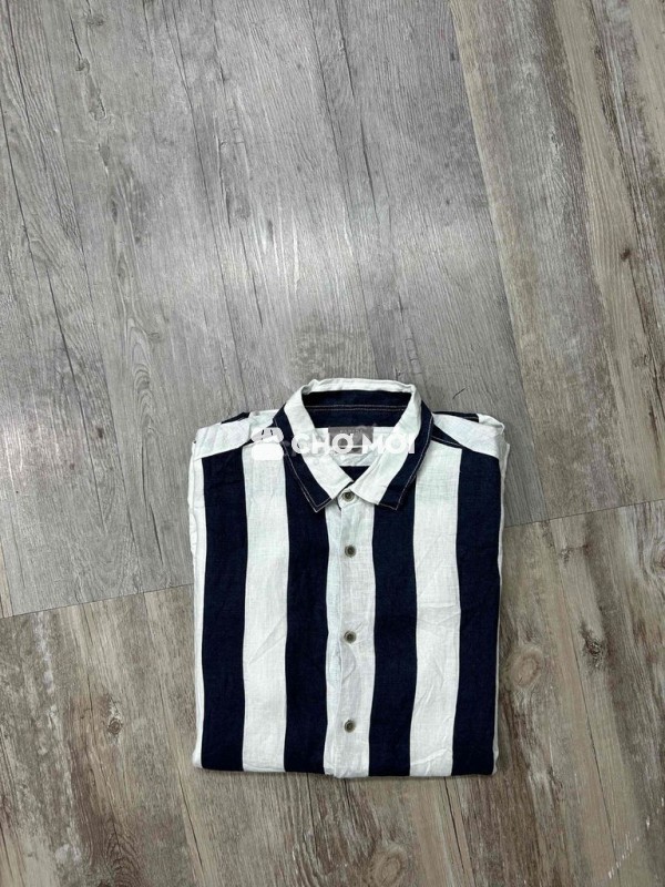 PADINI.   Linen 100%.  size L