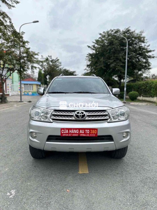 Toyota Fortuner 2012 2.7V 4x4 - AT