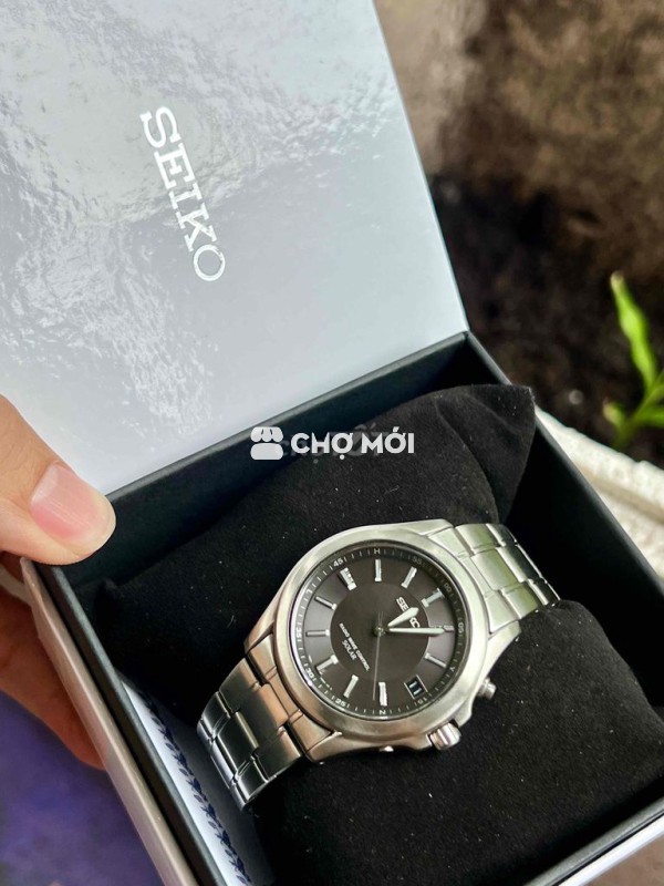 Bán đồng hồ Seiko Năng Lượng