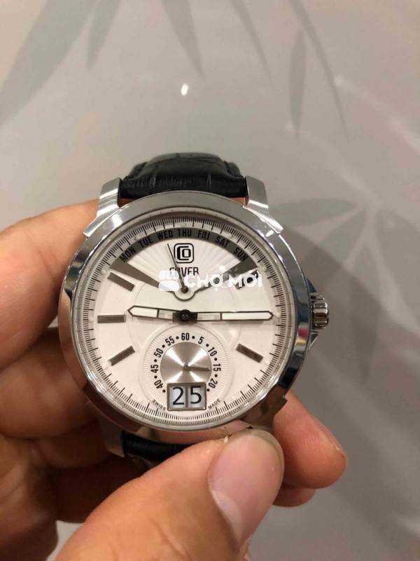 Đồng hồ đeo tay Cover Nam 42mm