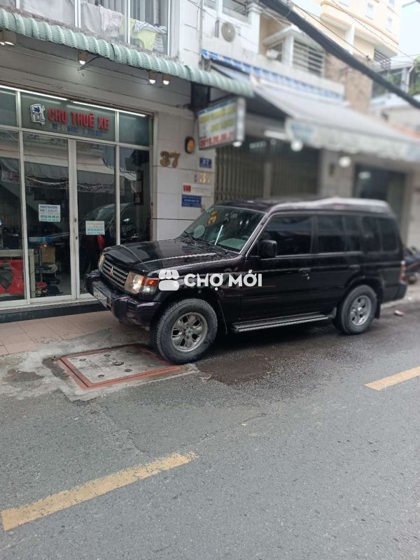 Mitsubishi Pajero sport SUV Japan V32 full option