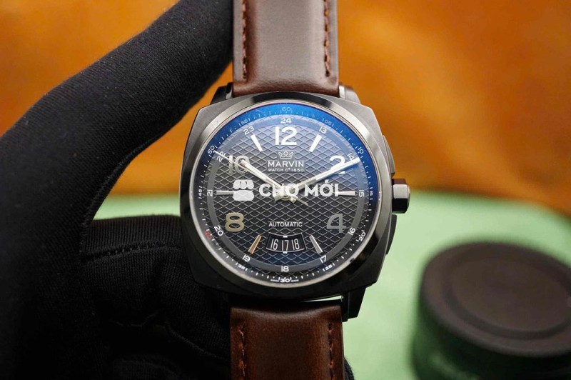 Đồng hồ Marvin Watch Co. Big Date Sw200 Automatic