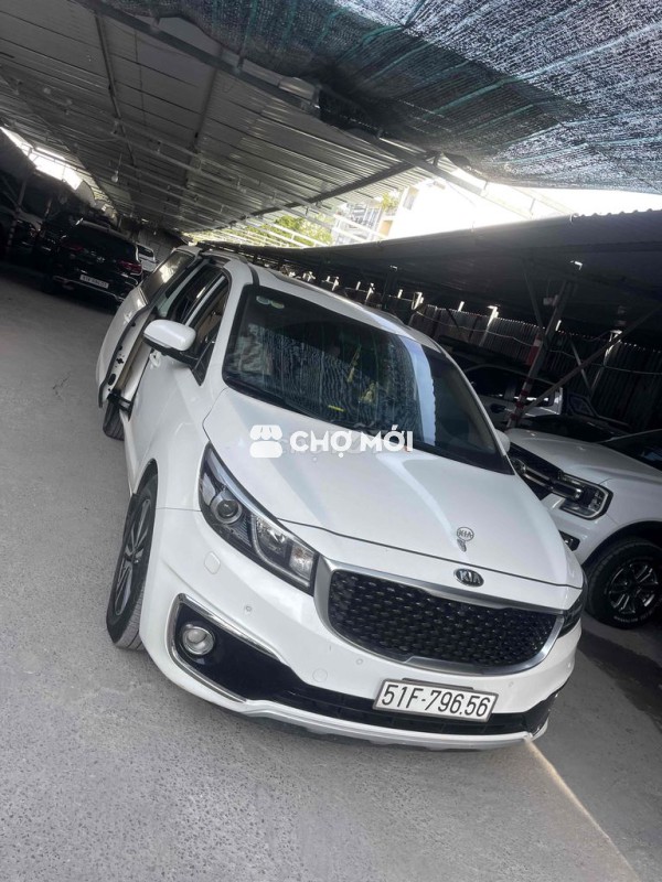 Kia Sedona 2016 3.3 GAT - 73000 km