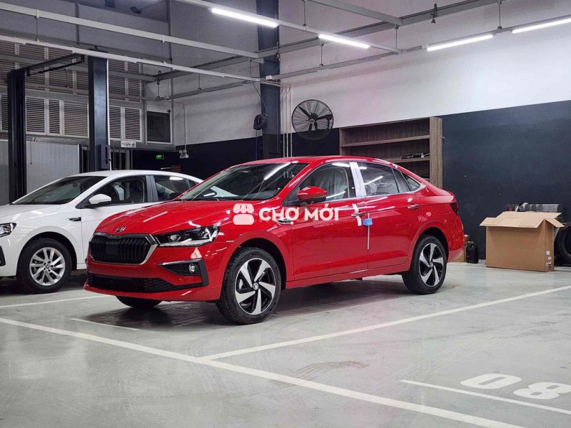 Skoda Slavia Đỏ 5 chỗ Số tự động