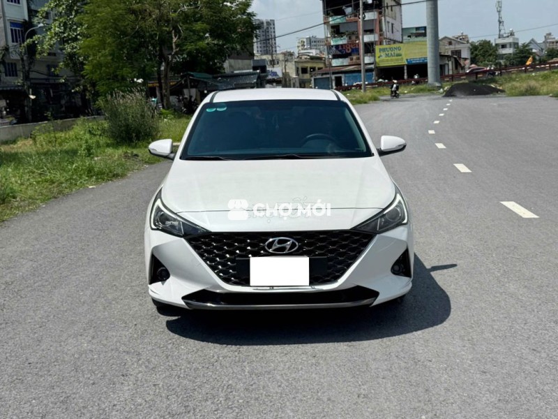 Bán Hyundai Accent Đki 2024 1.4 AT trắng zin