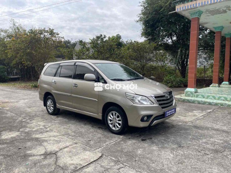 Toyota Innova 2014 G - 115000 km
