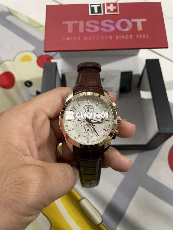 Kẹt tiền bán đồng hồ Tissot Automatic