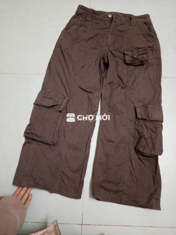 Quầnkaki ống rộng size 31-32 mang vừa xem mô tả 👇