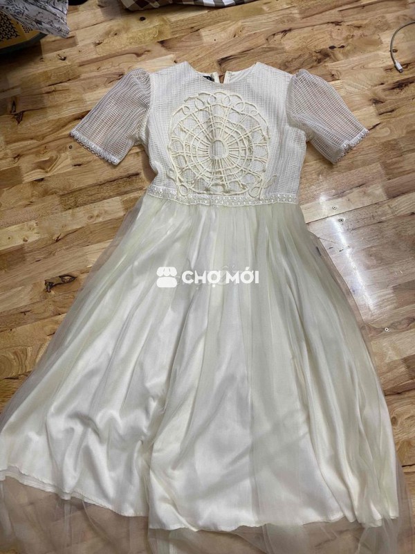 dọn tủ nên bass ít đồ còn mới