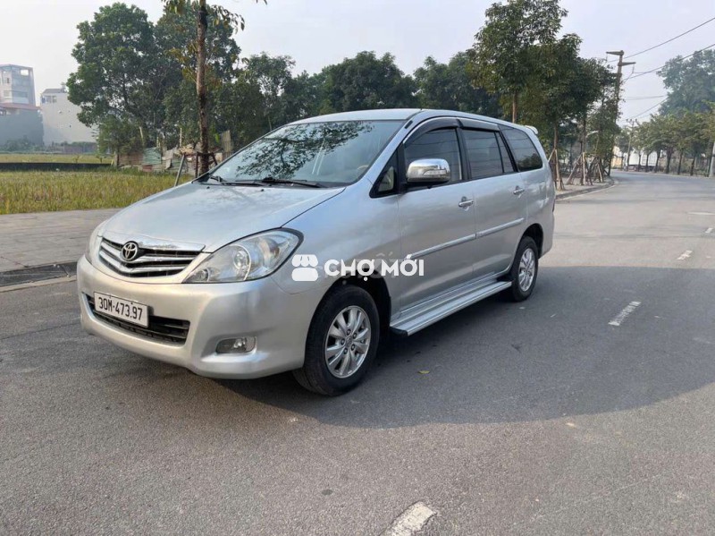 🚗 hơn 200 triệu có TOYOTA INNOVA 2011 AT – XE GĐ