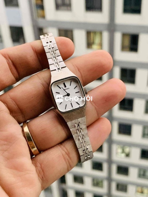 Đồng hồ Seiko Nữ cót tay chạy chuẩn zin like new