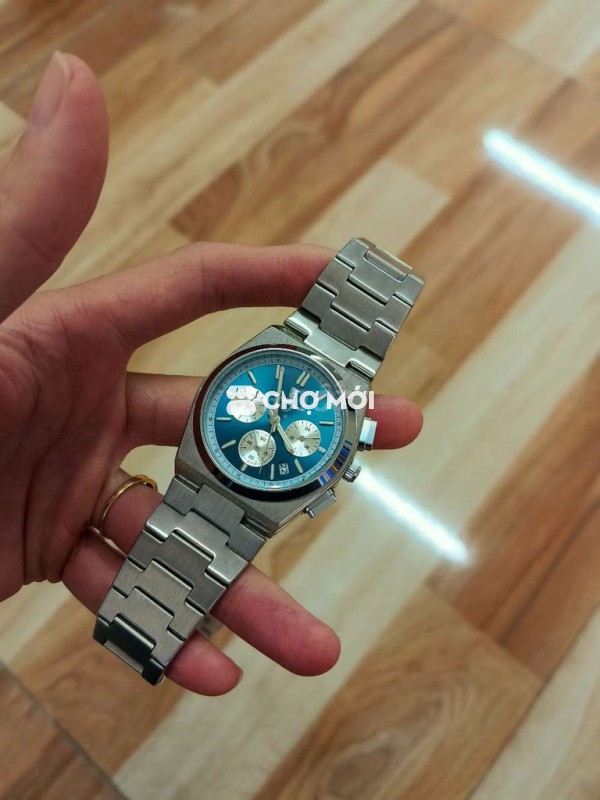 Đồng hồ đeo tay nam kim loại Bạc mặt xanh ngọc đẹp