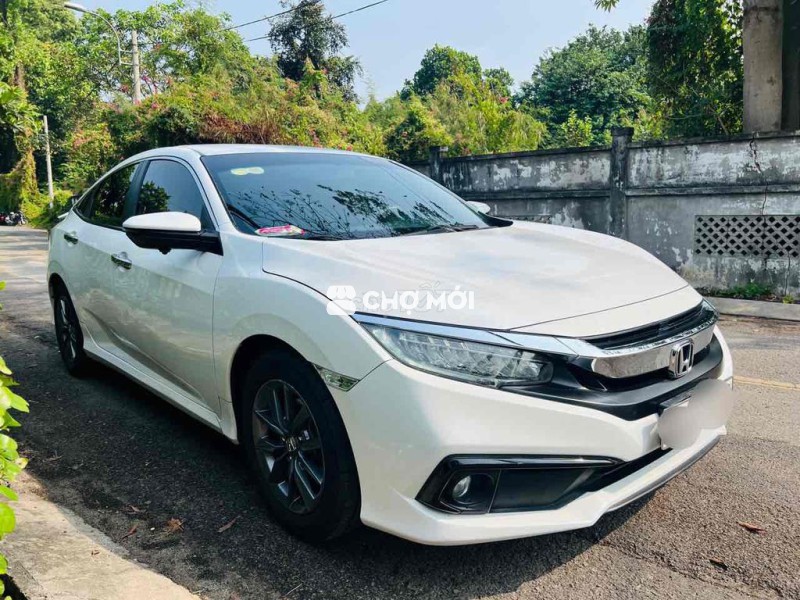 Honda Civic 2019 1.8G Trắng 1 chủ mua mới zin đét