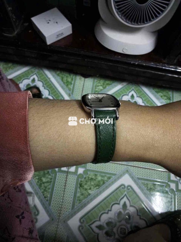 Đồng hồ đeo tay nữ dây da
