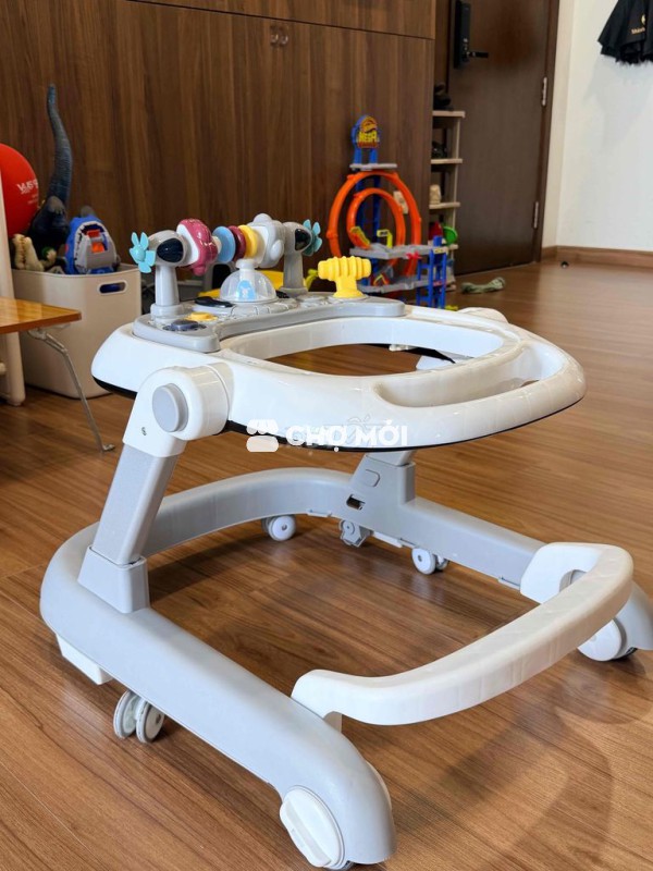 Xe tập đi VBaby . mới 99%