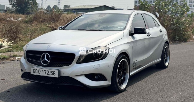 Mercedes-Benz A200 1.6 turbo model 2014