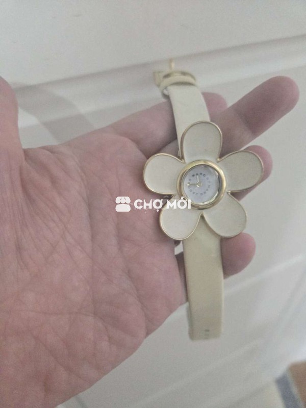 Đồng hồ Marc Jacobs Nữ dây da Trắng kem