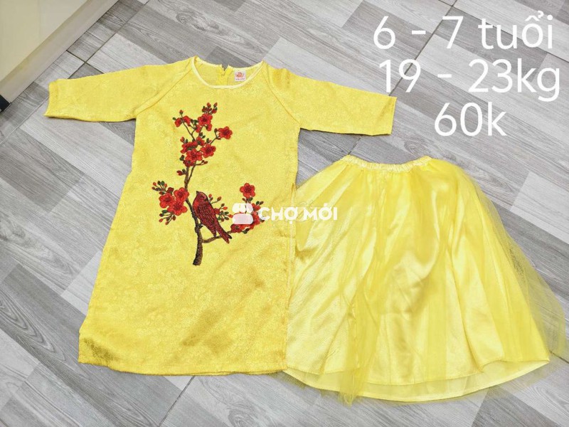 Thanh lý áo dài bé gái mới 99%