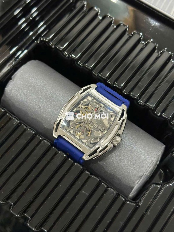 Đồng hồ đeo tay Nam 42x47 Sapphire