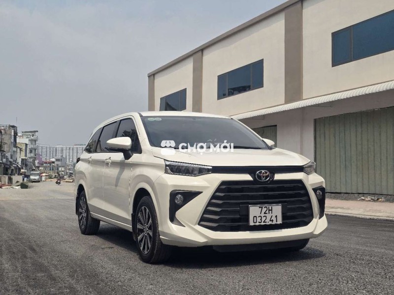 TOYOTA AVANZA PREMIO 2024 MT 52000KM BH 1 NĂM