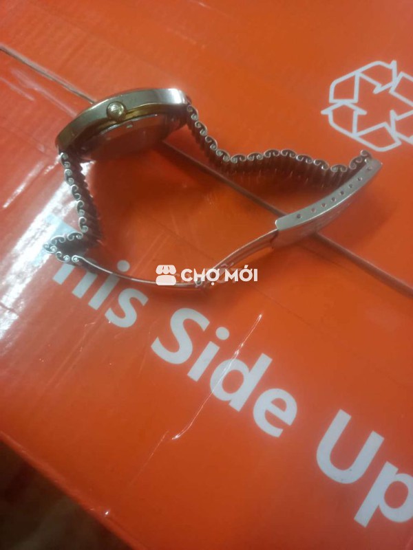 Đồng hồ Rado Diastar Kim loại Bạc Vàng