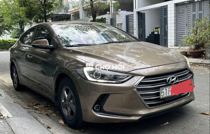 Hyundai Elantra 2016 Số sàn