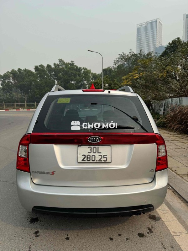Kia Carens 2015 S 2.0 AT 130000 km Bạc mới xuất sa