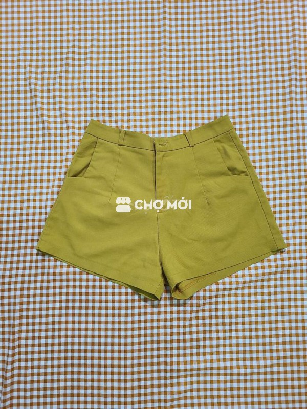 Quần đùi nữ size M