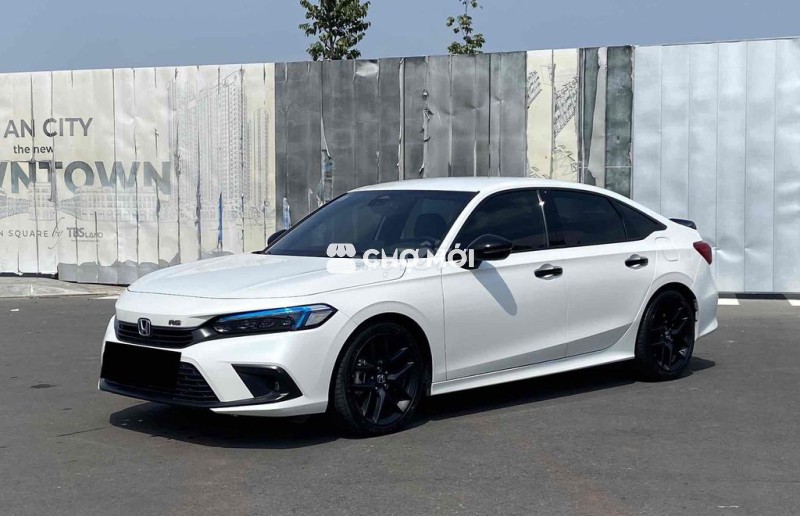 Honda Civic 2023 RS 1.5 AT - 32000 km