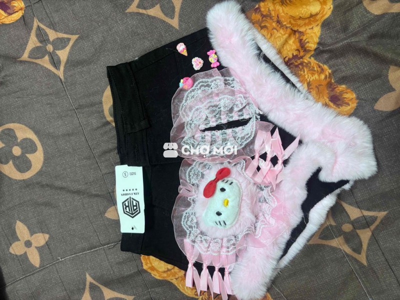 Thanh lí quần áo